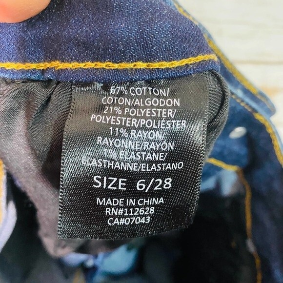 Tahari Women's Classic Skinny Rayon Denim Blue Jeans Size 6/28 - Picture 5 of 6